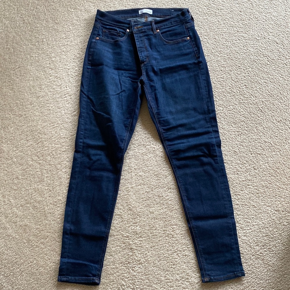 Loft skinny jeans in dark wash. Size 10